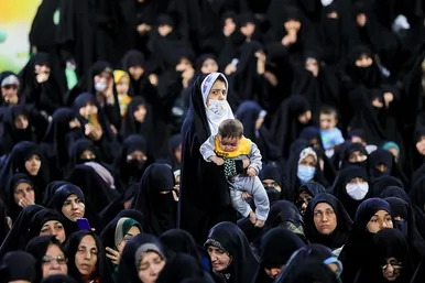 مراسم چله دعای عهد در جوار مزار شهدای گمنام