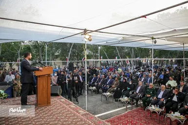آیین بازگشایی معابر پادگان لشکر ۷۷