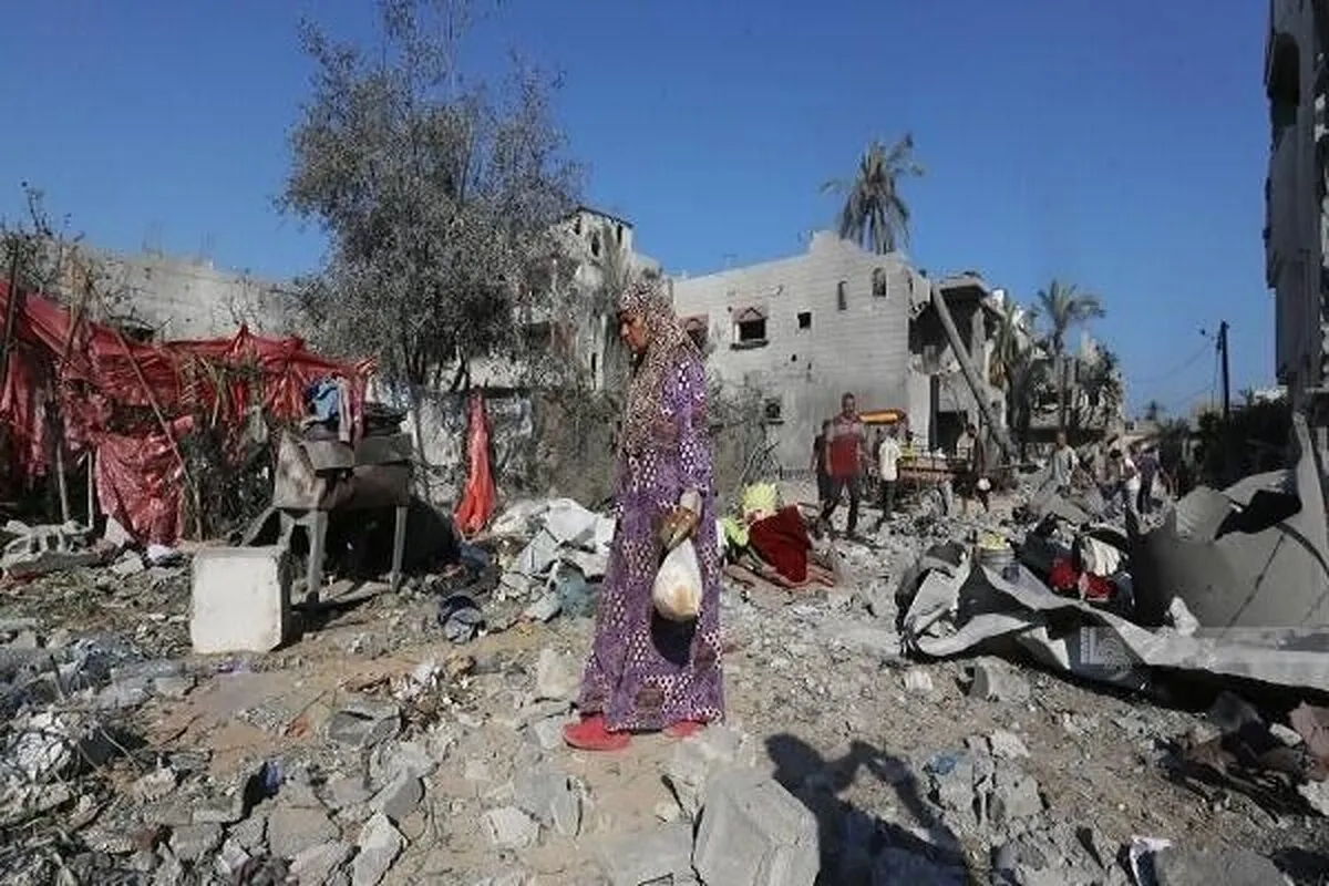 یک فلسطینی در حمله به چادر آوارگان در خان یونس به شهادت رسید (۱۱ شهریور ۱۴۰۵)