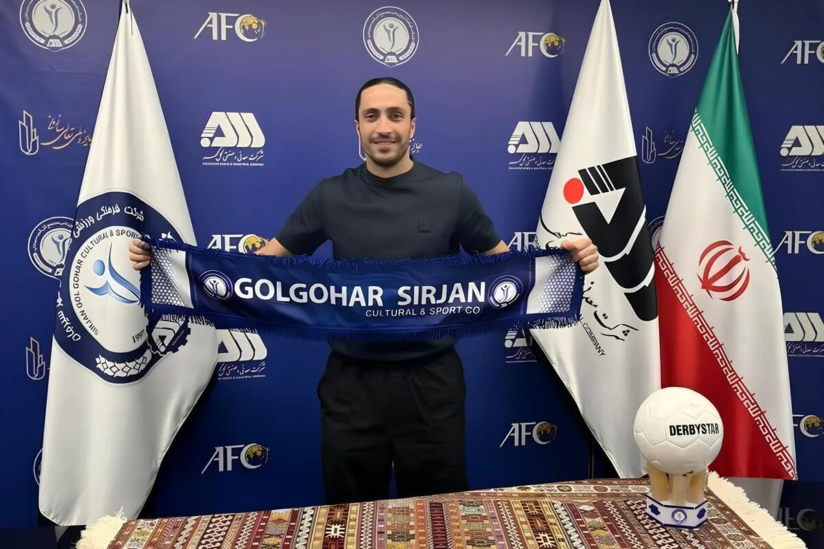 مدافع مشهدی سپاهان در راه کویر