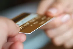 بانک مرکزی دستورالعمل صدور کارت&zwnj;های رفاهی را ابلاغ کرد