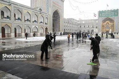 گزارش تصویری | یک روز برفی در حرم مطهر امام رضا(ع) - ۲۱ بهمن ۱۴۰۳