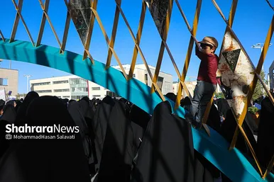 اجتماع بزرگ خانوادگی مدافعان حریم خانواده در مشهد