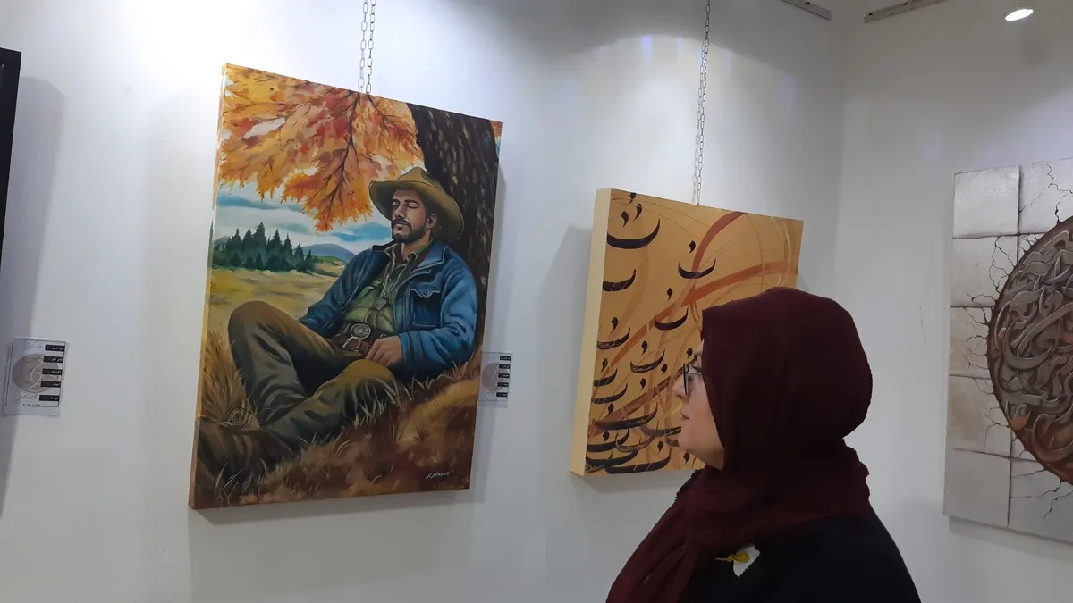 روایت بانوان نقاش در نمایشگاه «برگ‌ریزان»| نمایشِ ۳۵ اثر از ۱۵ هنرمند مشهدی