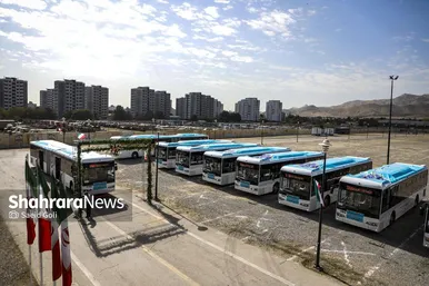 گزارش تصویری | آيين بهره‌برداری از ۳۵ دستگاه اتوبوس جديد در مشهد