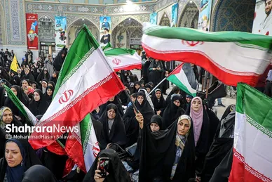 اجتماع همبستگی با جبهه مقاومت فلسطین در صحن قدس حرم مطهر رضوی