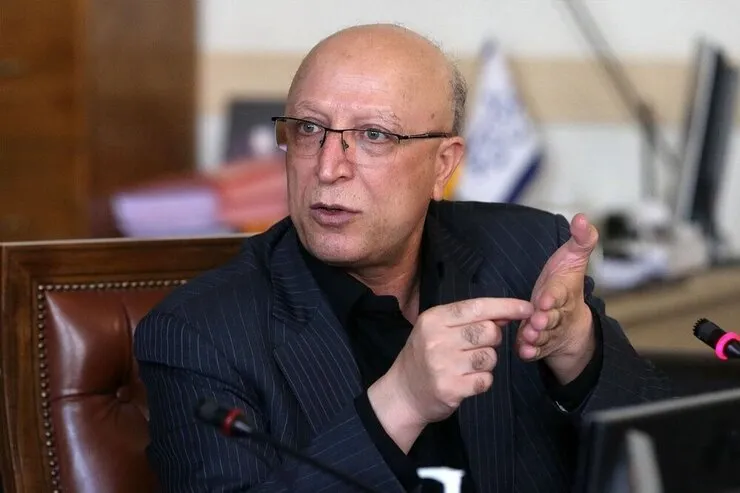 نماینده مجلس: وزیر علوم باید استیضاح شود| سازمان سنجش با آبروی دانشجویان بازی نکند!