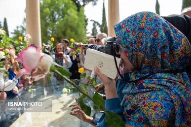 گزارش تصویری | آیین بزرگداشت حافظ با حضور وزیر ارشاد - شیراز