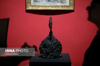 عکس‌هایی از نمایشگاه «چشم در چشم: پرتره در هنر مدرن و معاصر»
