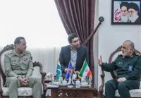 دیدار فرمانده سپاه و فرمانده ارتش پاکستان | سردار سلامی: آماده تبدیل مرزهای امنیتی به مرزهای اقتصادی هستیم
