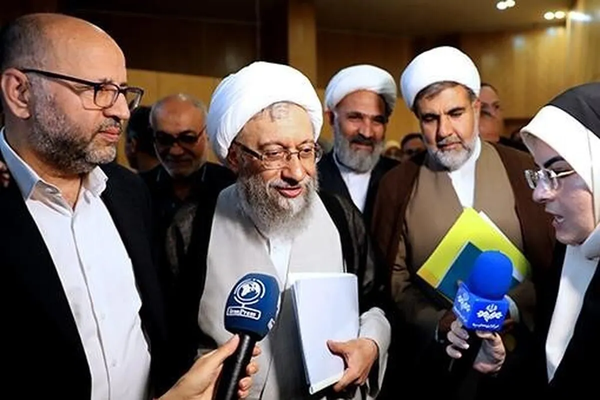 آیت‌الله آملی‌لاریجانی: جلسات هماهنگی مجمع و مجلس در بازه‌های زمانی معین برگزار می‌شود