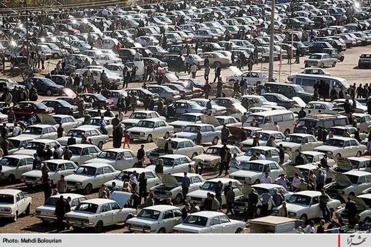 بازار خودروِ مشهد در رکود شدید به‌سر می‌برد