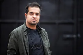 گفت&zwnj;و&zwnj;گو با سهند خیرآبادی، هنرمند مشهدی، به مناسبت انتشار مجموعه ۵ نمایشنامه&zwnj;اش
