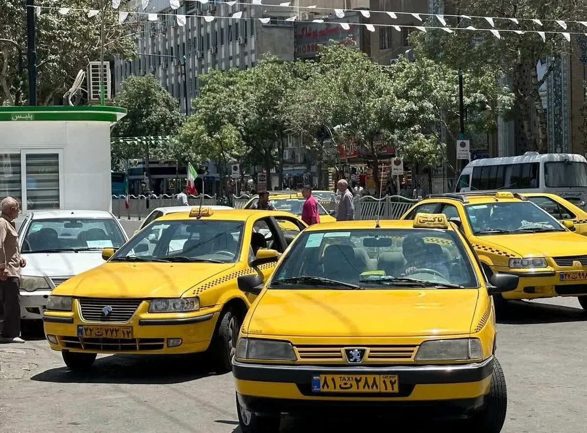 فعالیت ۲۴۰۰ دستگاه تاکسی هوشمند در شهر مشهد