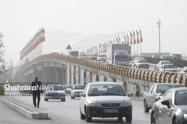 «مشهد» غرق در گردوغبار شدید (۵ دی‌۱۴۰۲)