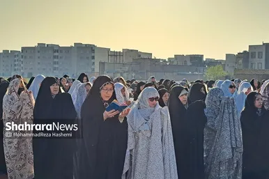 گزارش تصویری | نماز عید سعید فطر مهاجران افغانستانی در محله گلشهر مشهد