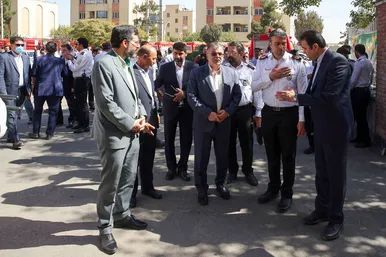 رژه ناوگان خودرویی آتش نشانی مشهد