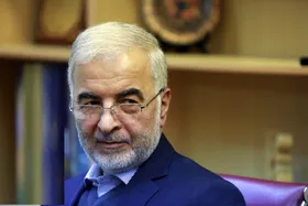 وزیر کشور: شعله&zwnj;های آتش در اکثر نقاط تحت تأثیر حریق بندر شهید رجایی، خاموش شده است (۸ اردیبهشت ۱۴۰۴)