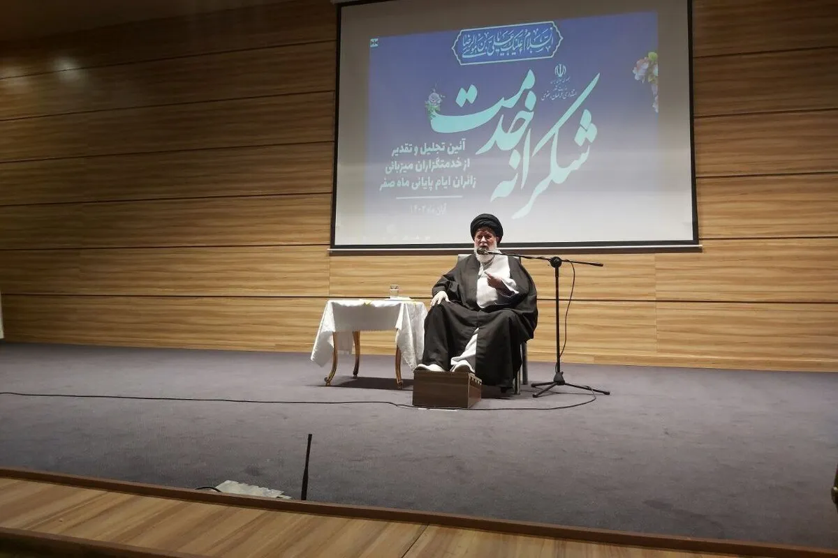 آیت‌الله علم‌الهدی: معرفت رضوی، مبنای هویت حقیقی مشهدالرضا(ع) | میزبانی از زائران، خدمت صادقانه به امام هشتم(ع) است
