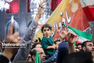 اجتماع مردمی «وعده صادق» در حرم مطهر رضوی