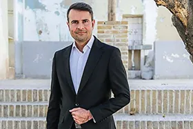 گلایه داور بین&zwnj;المللی فوتبال ساحلی مشهد از غیبت در جام&zwnj;جهانی