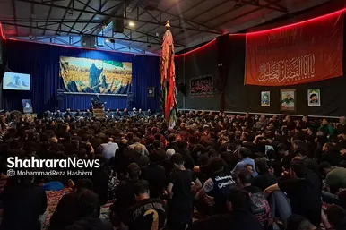 مراسم «شام غریبان حسین» مهاجران افغانستانی‌ در مدرسه علمیه حضرت قائم (عج)