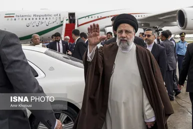 رئیسی به آرامگاه اقبال لاهوری رفت
