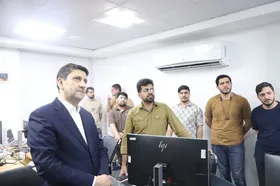 وزیر ارتباطات از پلتفرم&zwnj;های &laquo;ایتا&raquo; و &laquo;باسلام&raquo; در قم بازدید کرد
