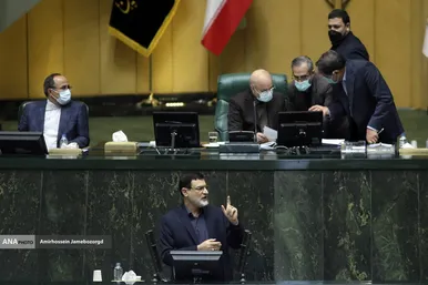 خداحافظی قاضی زاده هاشمی نماینده مشهد با مجلس