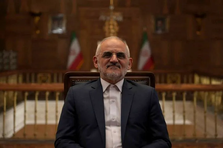 حاجی میرزایی دولت چهاردهم