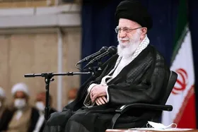 نظر مراجع تقلید در مورد بقاء بر تقلید مرجعیت رهبر شهید