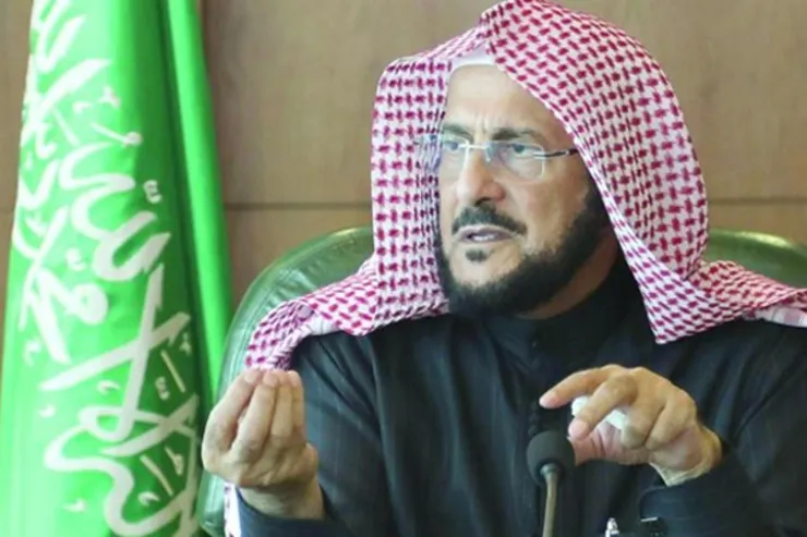 سخنان جنجالی وزیر عربستانی درباره ایران | مقابله با صدور انقلاب خمینی واجب شرعی است