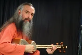 برگزاری کنسرت &laquo;داود آزاد&raquo; در تالار وحدت + زمان برگزاری
