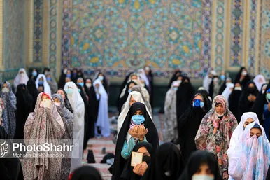 اقامه نماز عید سعید فطر در حرم مطهر امام رضا(ع)