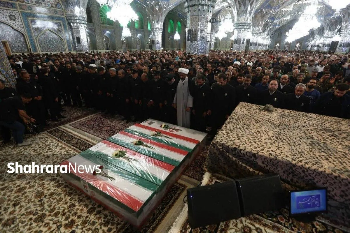 تشییع پیکر پاک ۵ شهید حمله اسرائیل، در حرم مطهر رضوی (۲۸ خرداد ۱۴۰۴)