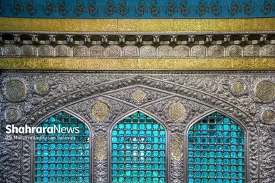 آیین تعویض گل‌های ضریح مطهر رضوی