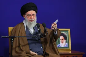 رهبر معظم انقلاب: حوزه علمیه مشهد مدیون مرحوم آیت&zwnj;الله میلانی است + فیلم
