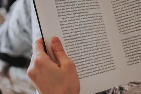 ایده درخشان دزدیدن پول مترجم از کی عملی شد؟ |  درباره بی مهری همیشگی به مترجمان و حق وحقوق آن&zwnj;ها