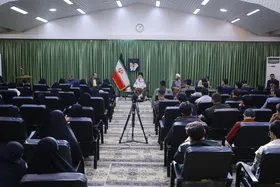 آیت&zwnj;الله علم&zwnj;الهدی: مسئولیت &lrm;پذیری، ایستادگی و میدان&lrm;داری، سه شرط غلبه بر مشکلات | دانش&zwnj;آموز مؤمن و بسیجی، راه&zwnj;حل چالش&zwnj;های امروز کشور است