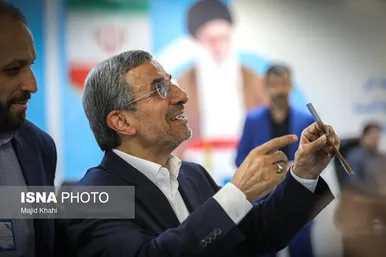 عکس‌هایی از چهارمین روز ثبت نام کاندیداهای چهاردهمین دوره انتخابات ریاست جمهوری