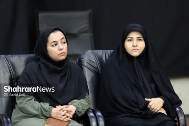 دیدار جمعی از خبرنگاران و کارمندان مؤسسه فرهنگی شهرآرا با نماینده ولی‌فقیه در خراسان‌رضوی