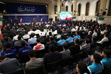 عکس‌هایی از دیدار مدال‌آوران ورزشی و علمی با رهبر انقلاب (۲۸ مهرماه ۱۴۰۴)