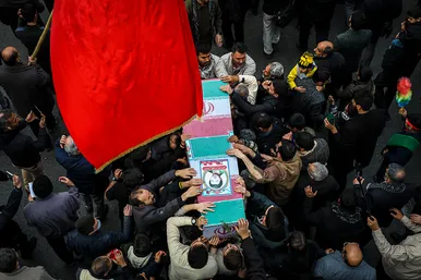 تشییع دو تن از شهدای حادثه تروریستی گلزار شهدای کرمان در مشهد