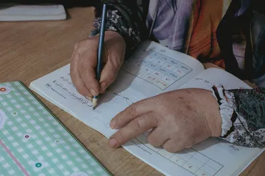 شوقِ دانش