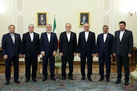 سفرای جدید ایران در ۶ کشور جهان با پزشکیان دیدار کردند