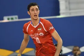 خوانندگی پوریا یلی بازیکن قوچانی تیم ملی والیبال جوانان در برنامه فرمول یک