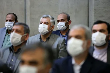 عکس | دیدار جمعی از مسئولان نظام و سفیران کشورهای اسلامی با مقام معظم رهبری