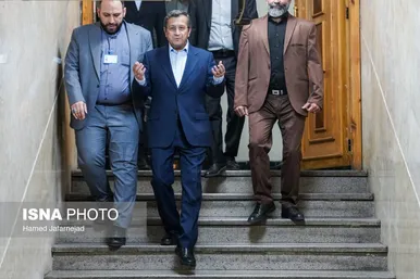 عکس‌هایی از دومین روز ثبت‌نام کاندیدا‌های چهاردهمین دوره انتخابات ریاست‌جمهوری ۱۴۰۳