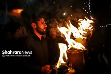 آئین سنتی مشعل گردانی نجفی‌ها در شب تاسوعا