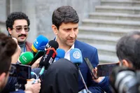وزیر ارتباطات: سرعت ۵۰۰ مگابیت در ثانیهٔ اینترنت همراه فراگیر خواهد شد